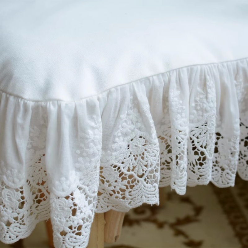 European Style White Lace Embr - đánh giá và giá Visitor Chair Padded